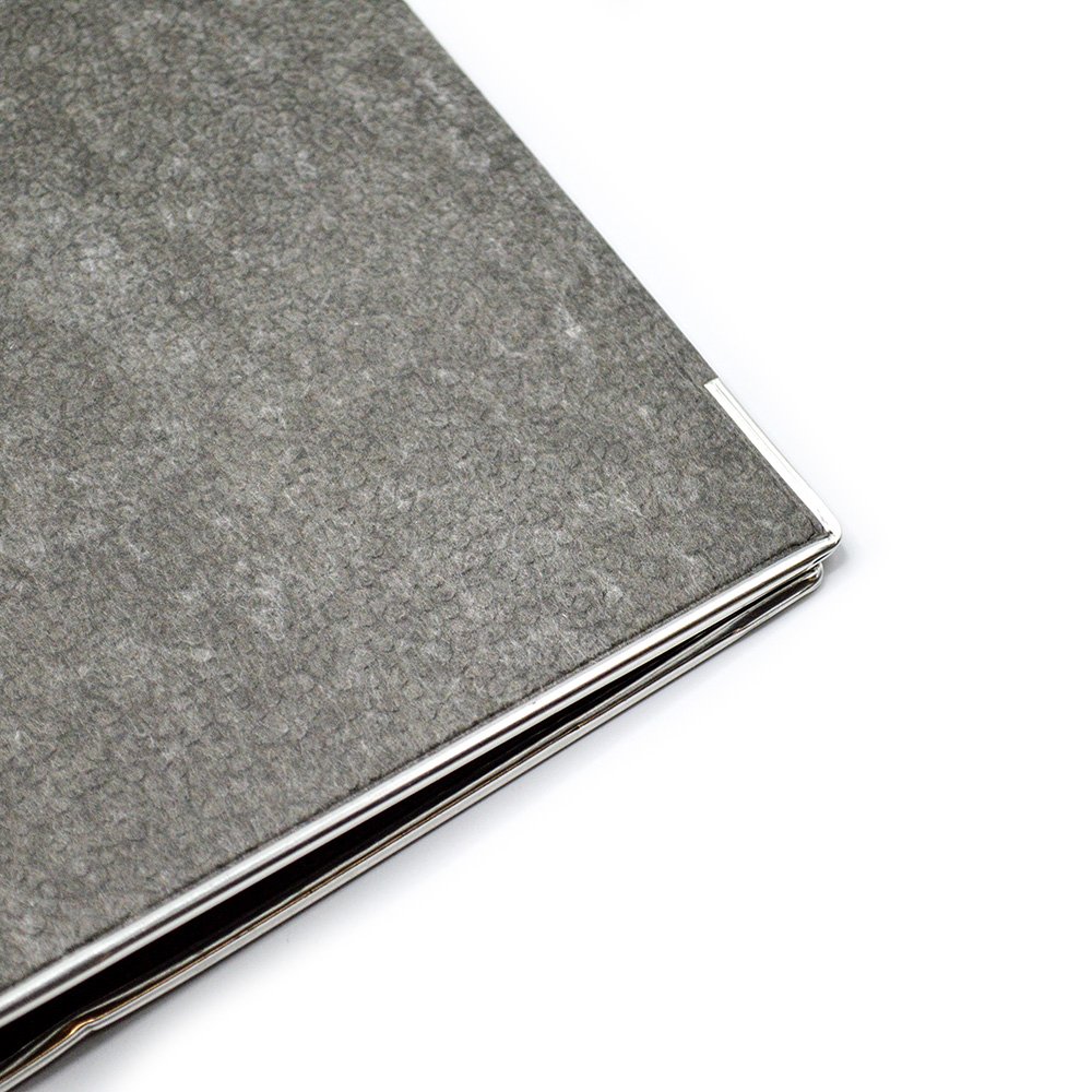 WING BINDER 2nd Edition ブラック モニター縦置きで2画面スタイルを新定番に。WING BINDERが仕事を
